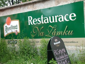 Restaurace Na Zámku | Reklamní cedule