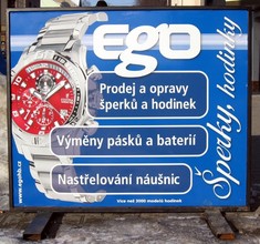 Ego fashion | Kovový reklamní stojan