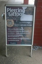 Tattoo studio - Reklamní A stojan s claprámem